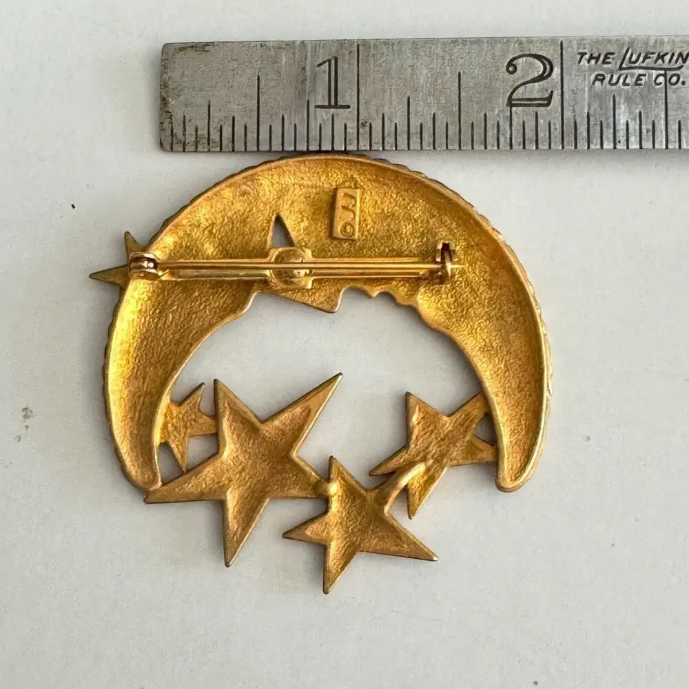 Vintage Jonette Jewelry “Man on the Moon” Costume Gold Tone JJ Signed Brooch 2”
